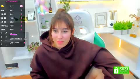 Lizzy  online show from 02.11.25