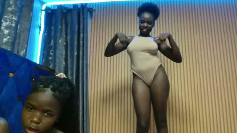 Elinah online show from 11.28.25