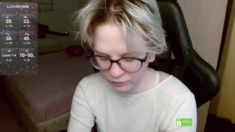 chloue and Gretta online show from 03.02.26