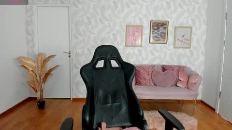 Elysa online show from 05.17.26