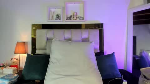 Isabella online show from 02.04.26