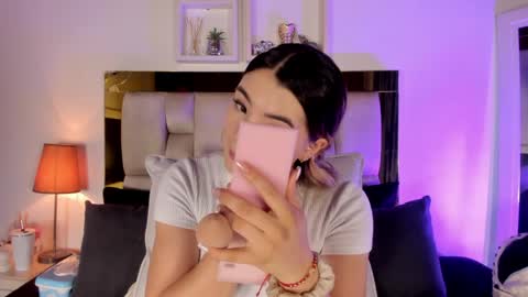 Isabella online show from 03.26.26