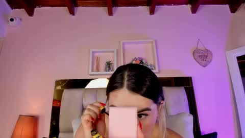 Isabella online show from 04.20.26