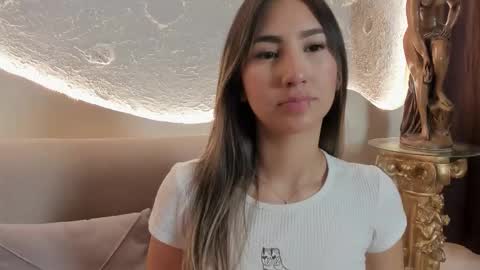 _emmawalka online show from 11.10.25