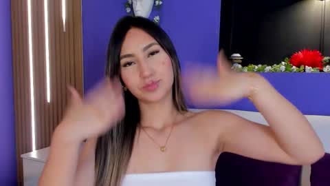 _emmawalka online show from 11.20.25