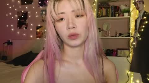 EveEva online show from 04.04.26