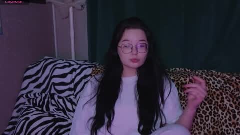 Snapshot of _favorite_ chatting on 12.16.25 KENDALL NATHAN MARRY RYANPVT IS OPEN online show from 12.16.25