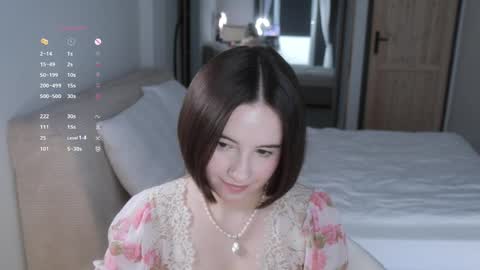 Essie  online show from 05.20.26