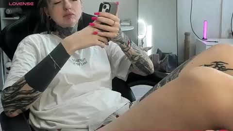 Alis online show from 11.18.25