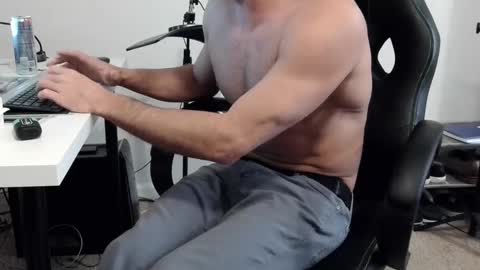 Full Sender online show from 03.01.25