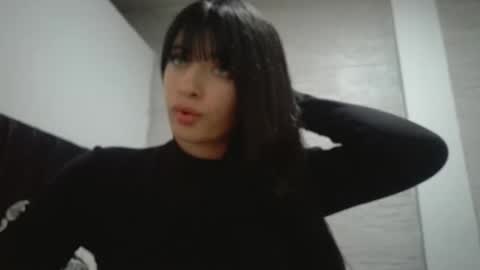 Snapshot of _genesid_dixton chatting on 11.08.25 Mia-foster online show from 11.08.25