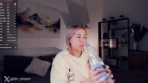 Rina online show from 01.27.25