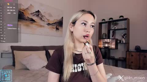 Rina online show from 09.19.25