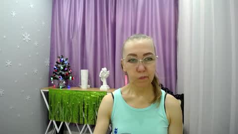 _greybunny_ online show from 12.25.24