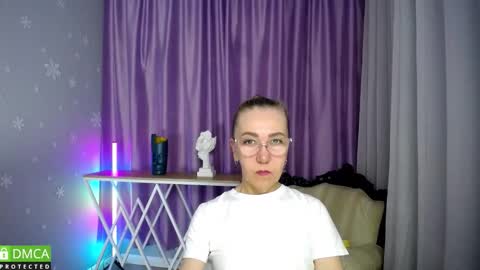 _greybunny_ online show from 09.21.25