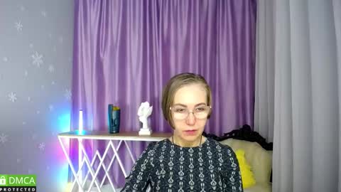 _greybunny_ online show from 10.05.25