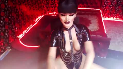 Snapshot of _hailyourqueenx chatting on 02.25.25 GoDDess  Chloe online show from 02.25.25