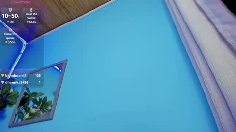 Snapshot of _hairybeard_ chatting on 03.04.25 Mathews online show from 03.04.25