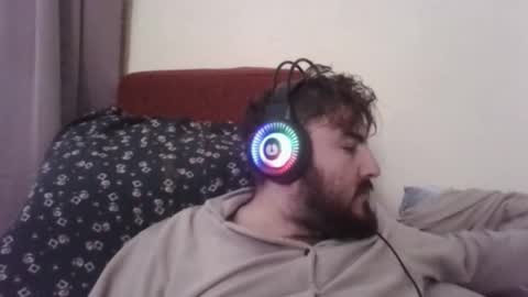  hasanhz.  online show from 12.03.25