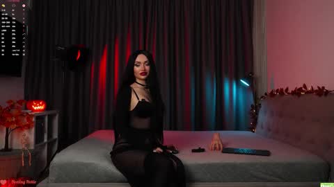 Snapshot of _healing_hottie_ chatting on 10.31.25 Veronica online show from 10.31.25