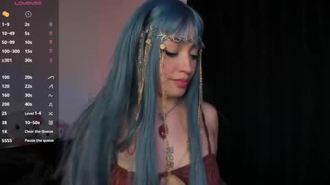 Jenn  online show from 11.19.25