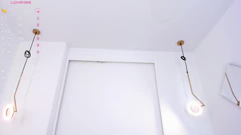 Darlis  online show from 02.26.25