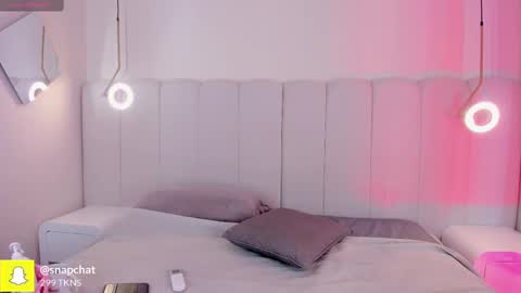 Darlis  online show from 09.23.25