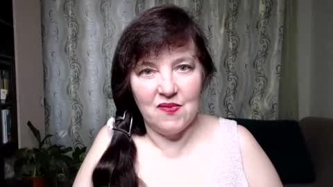 Snapshot of _illusion_ chatting on 06.25.26 Illusion online show from 06.25.26