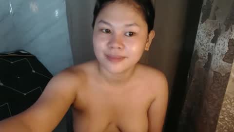 Snapshot of _ishi chatting on 12.03.25 Ishi online show from 12.03.25