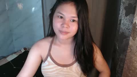 Snapshot of _ishi chatting on 12.04.25 Ishi online show from 12.04.25