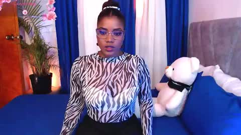 Snapshot of _jhoa chatting on 11.14.25 _jhoa online show from 11.14.25