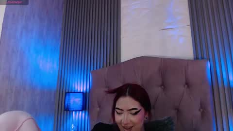 Mia online show from 12.18.25