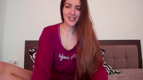 _just_a_simple_girl online show from 12.12.24