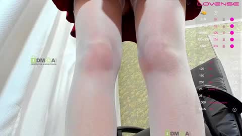 Snapshot of _justcallme_ chatting on 12.13.24 _justcallme_ online show from 12.13.24