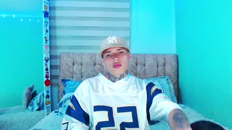 mod online show from 12.21.25