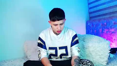 mod online show from 07.11.26