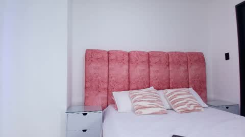 Kendall online show from 12.16.25