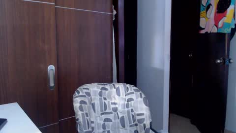 Snapshot of _kerryleen chatting on 12.31.24 Dani online show from 12.31.24