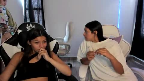 Snapshot of _khloe_sweet chatting on 02.24.25 khloe sweet online show from 02.24.25
