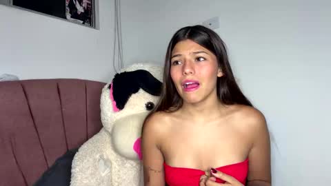 Snapshot of _khloe_sweet chatting on 09.12.25 khloe sweet online show from 09.12.25