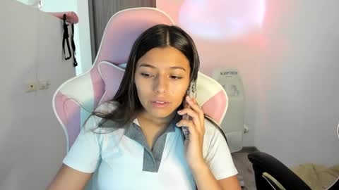 Snapshot of _khloe_sweet chatting on 09.30.25 khloe sweet online show from 09.30.25