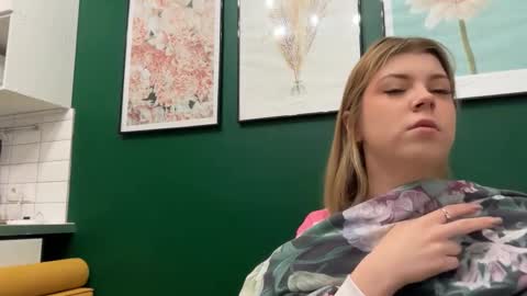 Molly   Emily online show from 03.23.26