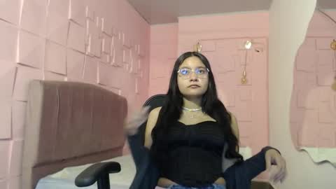 Snapshot of _kita chatting on 10.08.25 Jalina online show from 10.08.25