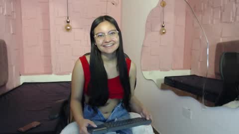 Snapshot of _kita chatting on 10.17.25 Jalina online show from 10.17.25