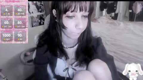 Snapshot of _kuroneeko_ chatting on 02.25.26 kuro online show from 02.25.26