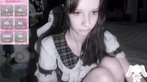 Snapshot of _kuroneeko_ chatting on 03.17.26 kuro online show from 03.17.26