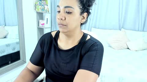 NAILHA SAJANI  online show from 12.07.24