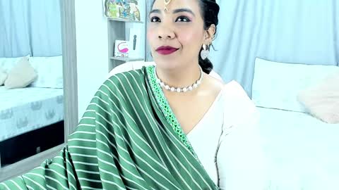 NAILHA SAJANI  online show from 12.07.24