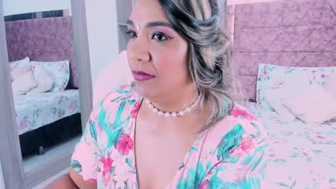 NAILHA SAJANI  online show from 02.14.25