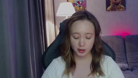 _lalune_ online show from 10.29.25